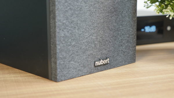 Nubert nuBoxx B-30 im Test: Kompakter Lautsprecher, überraschend große Soundbühne
